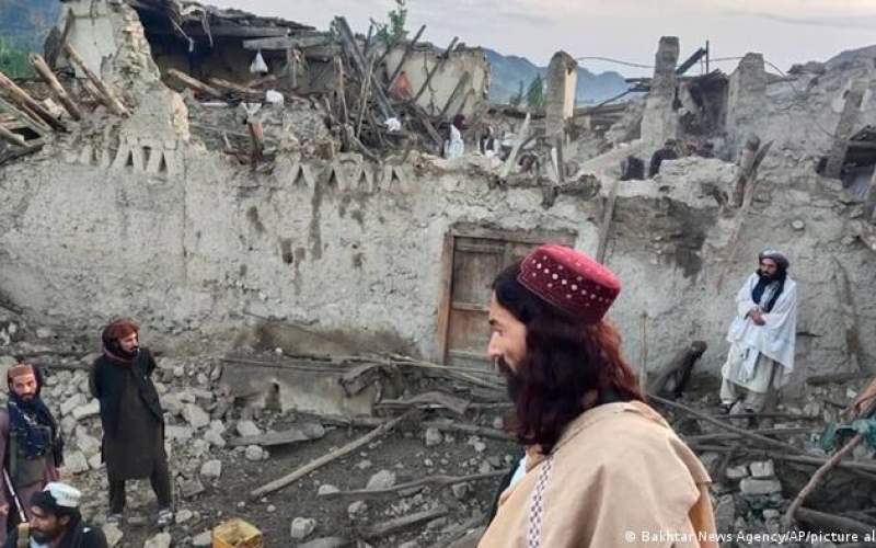شمار قربانیان زلزله افغانستان بسیار زیاد است