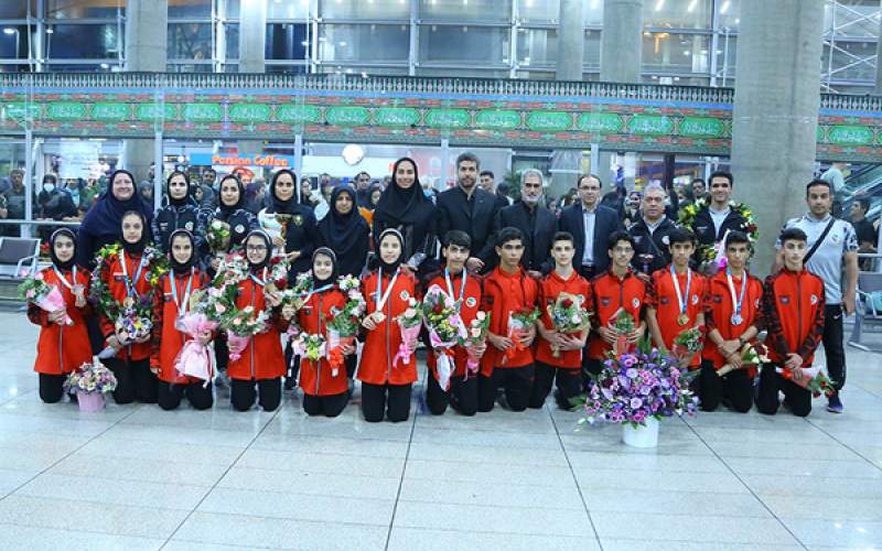 بازگشت نونهالان افتخارآفرین تکواندو به ایران