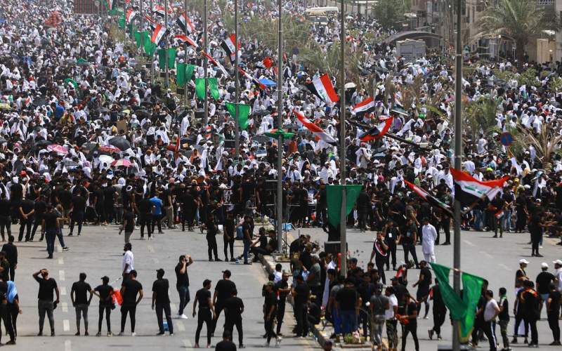 نمایش قدرت میلیونی طرفداران مقتدا صدر در بغداد