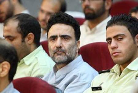 مصطفی تاجزاده در دادگاه دست‌جمعی اصلاح‌طلبان در سال ۱۳۸۸