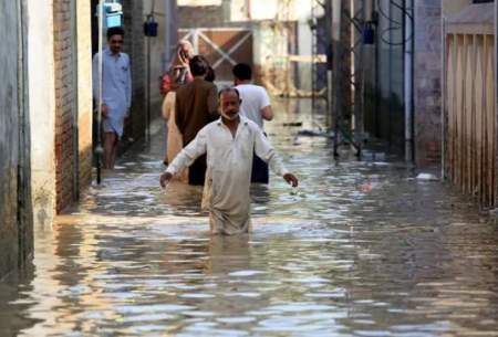 یک سوم پاکستان زیر آب است