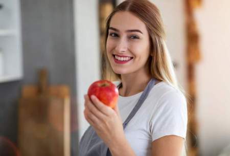 خوردن سیب قبل از خواب مفید است یا مضر؟
