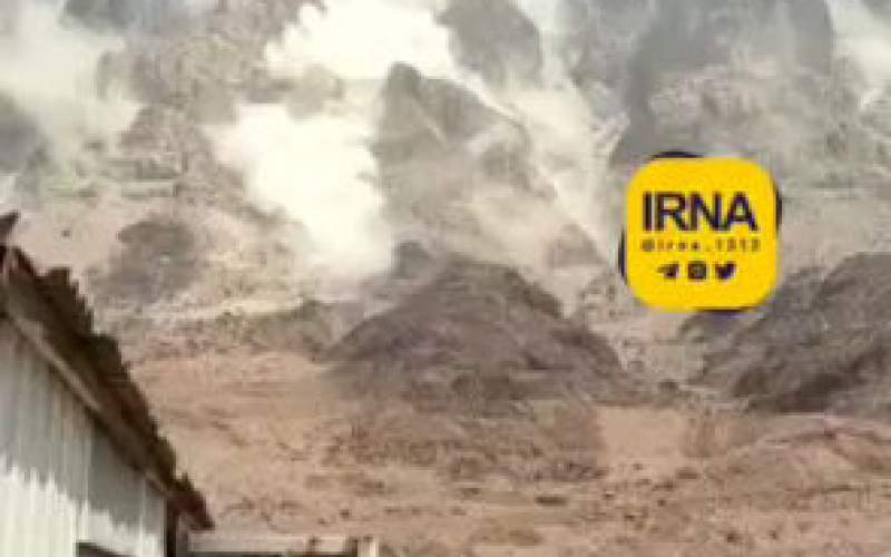 ریزش کوه ناگهانی در بندرعباس در پی زلزله