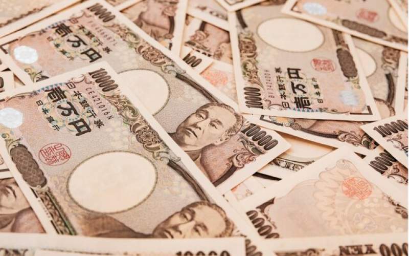 نگرانی ژاپنیها از کاهش بی سابقه ارزش ین