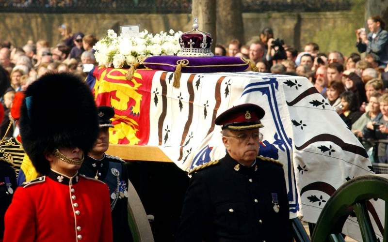 شرایط عجیب حضور در مراسم خاکسپاری ملکه