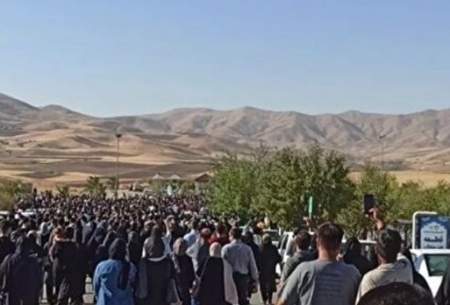 پیکر مهسا امینی در زادگاهش سقز به خاک سپرده شد