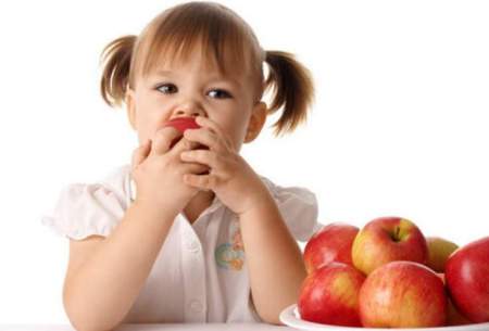 عوارض عجیب زیاده روی در مصرف سیب