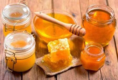 چگونه از عسل برای درمان سرفه استفاده کنیم؟