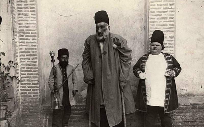تصاویری از پهلوان ۱۸۳کیلویی دوره شاه قاجار! - بهار نیوز