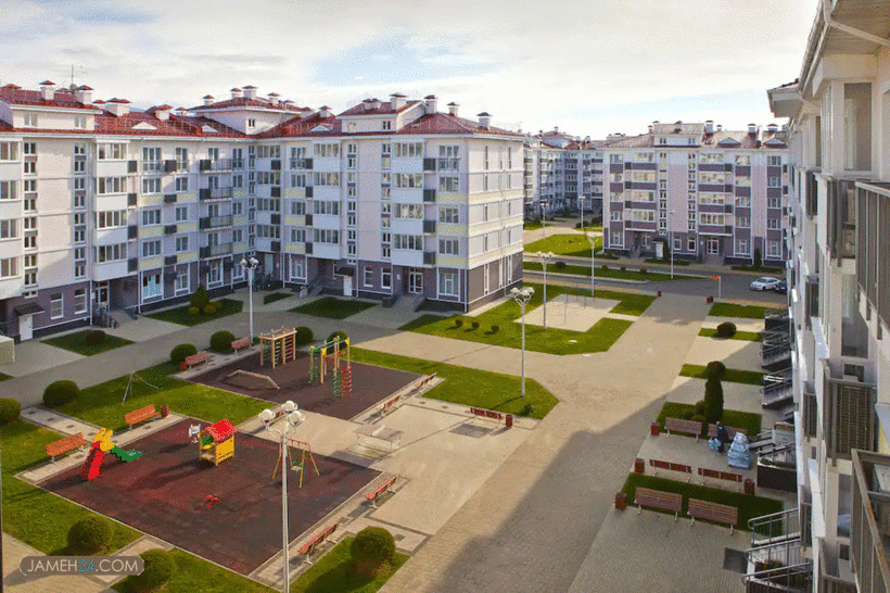 هتل بارخاتنیه سیزونی که در سال ۲۰۱۴ برای بازی‌های المپیک زمستانی در شهر گردشگری سوچی روسیه ساخته شد