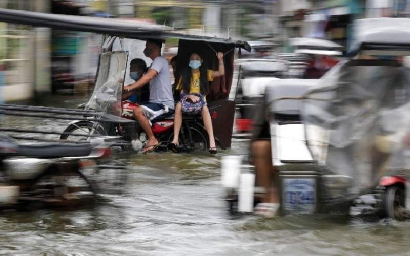 تاکسی‌هایی که در سیل غرق نمی‌شوند!