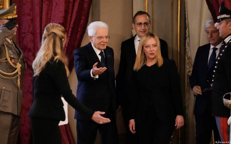 سوگند نخستین نخست‌وزیر زن ایتالیا