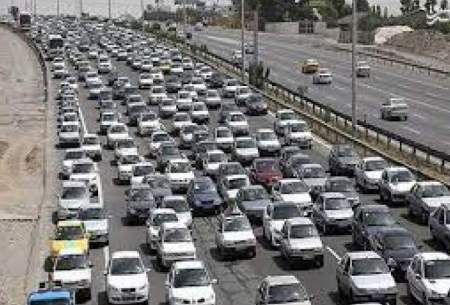 ترافیک سنگین در محورهای ورودی به شهر تهران