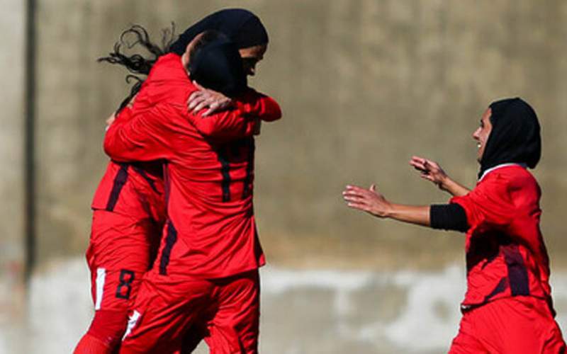 تساوی امتیازات در دربی فوتبال زنان