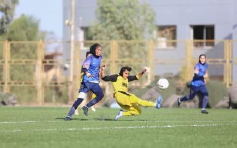مصدومیت کاپیتان تیم ملی زنان در دربی کرمان