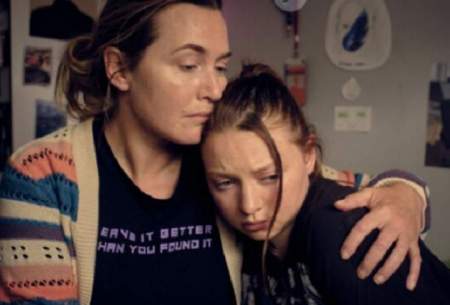 کیت وینسلت و دخترش در بحران اجتماعی