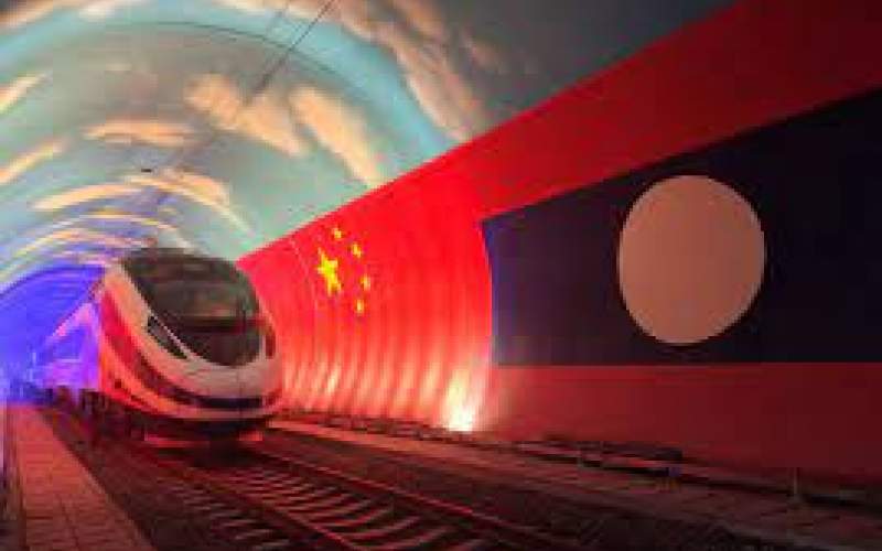سرعت عجیب قطارهای جدید چین/فیلم