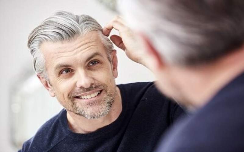 ۴ راهکار ساده برای جلوگیری از سفیدی موها