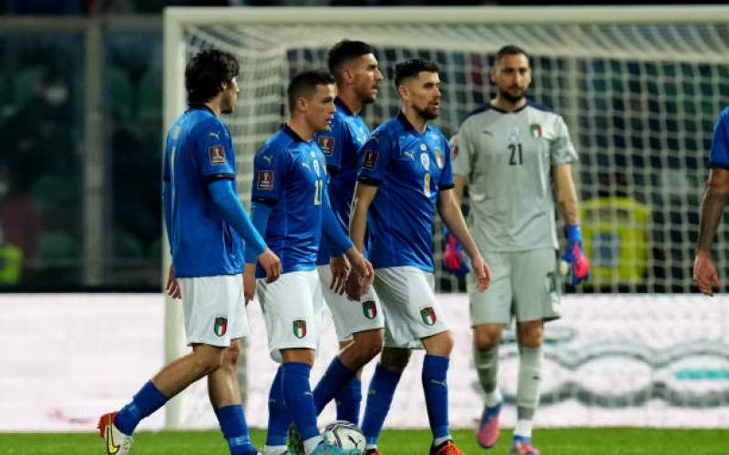 حسرت ایتالیا:تماشای افتتاحیه جام جهانی از دور
