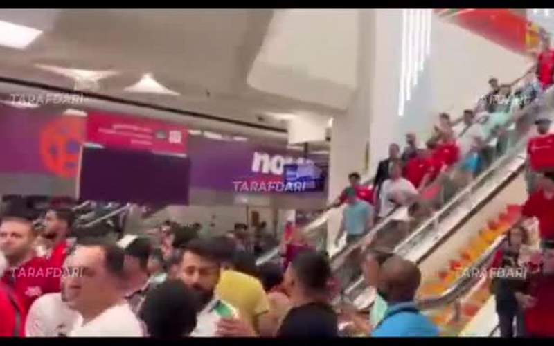 شلوغ‌کاری هواداران ایرانی در مترو قطر/فیلم