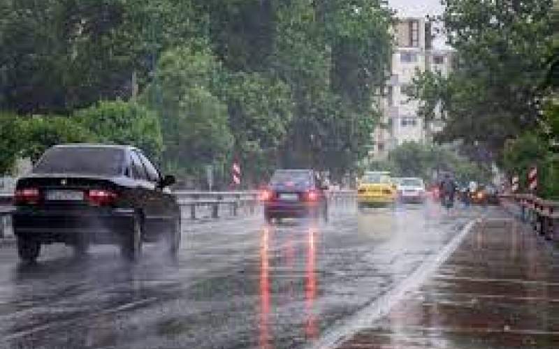 بارش باران در جاده‌های برخی استان‌ها