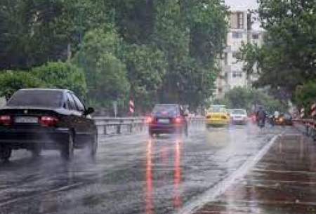 بارش باران در جاده‌های برخی استان‌ها