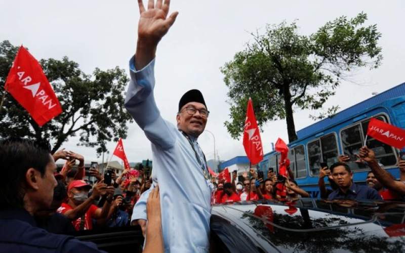 رهبر مخالفان، نخست وزیر مالزی شد
