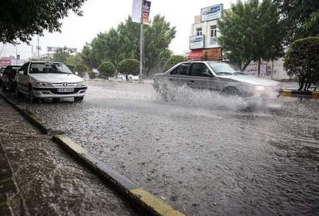 بارش باران در محورهای سه استان کشور