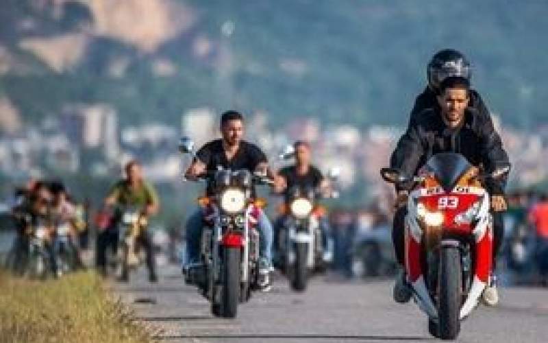 کورس گذاشتن دو موتورسیکلت سنگین در تهران