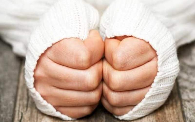 سرد شدن دست نشانه چیست؟