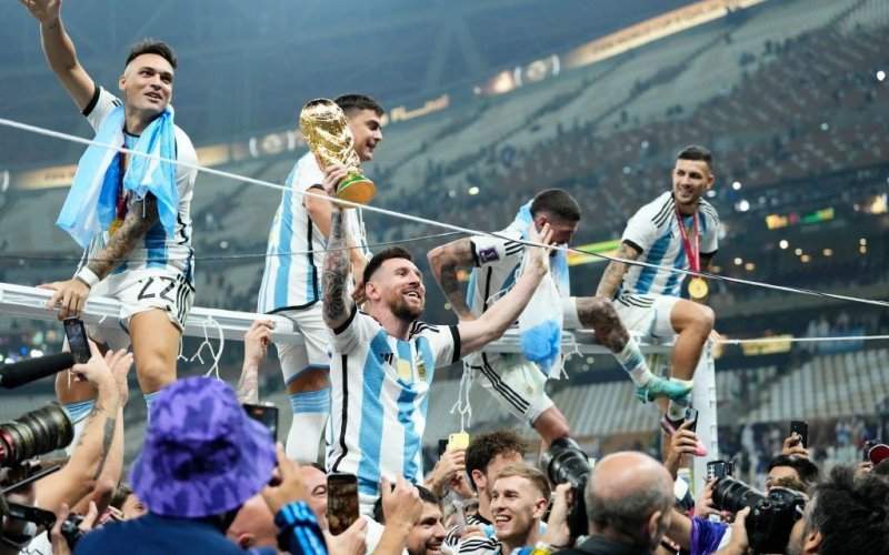 پاداش تیم ملی آرژانتین را نقد تحویل دادند