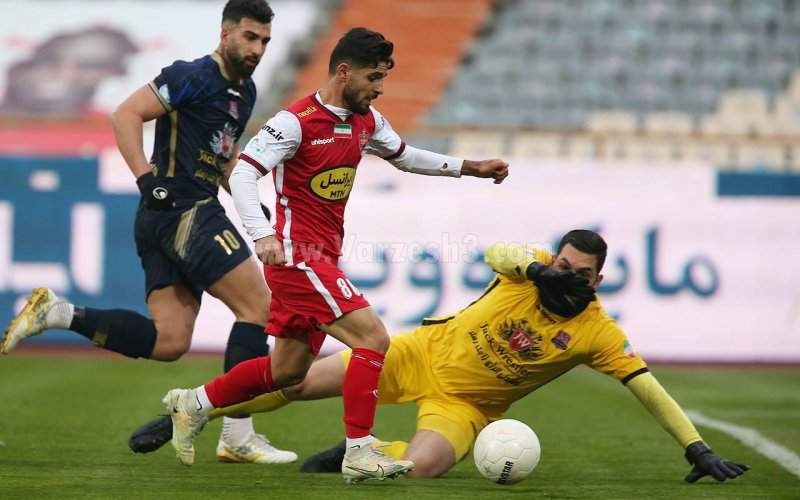 پرسپولیس، قهرمان نیم فصل شد