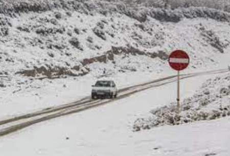 بارش برف و باران در محورهای مواصلاتی ۸ استان