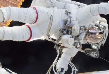 دو فضانورد از ایستگاه بین‌المللی خارج شدند