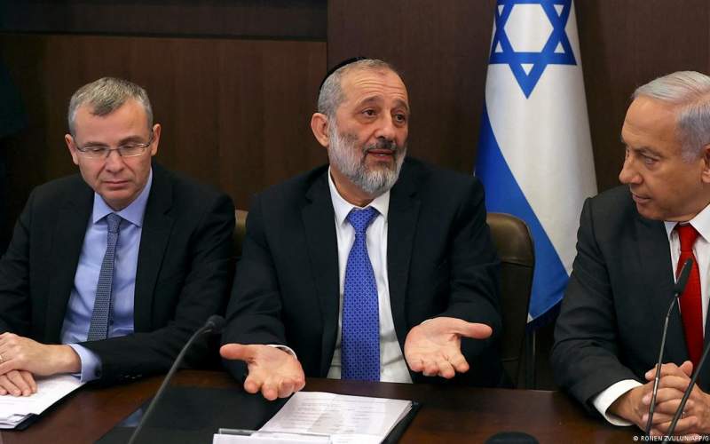 نتانیاهو وزیر کشور اسرائیل را برکنار کرد