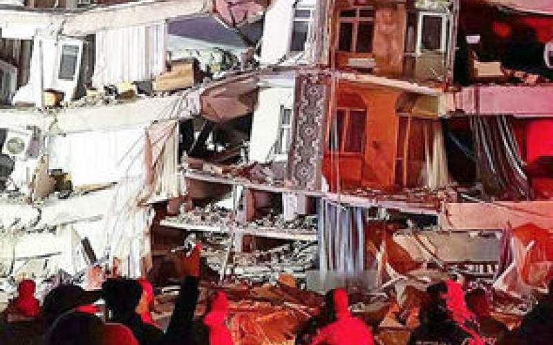 هجوم مردم ترکیه به خیابان پس از زلزله مهیب