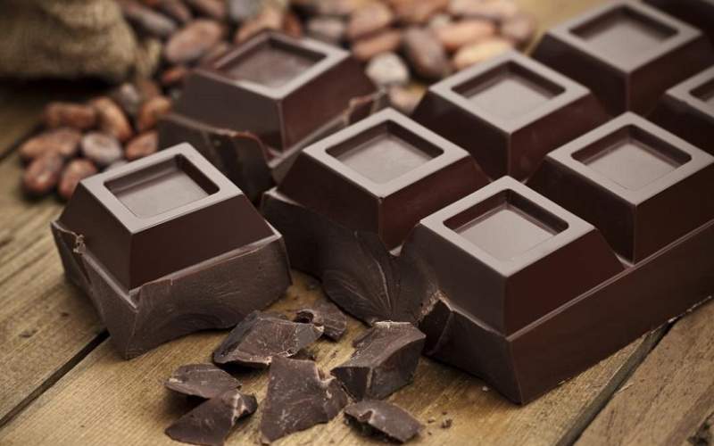 با خواص شگفت انگیز شکلات تلخ آشنا شوید