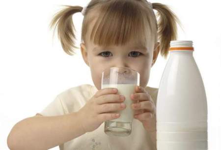 از چه سنی می‌توان به کودک شیرپاستوریزه داد؟
