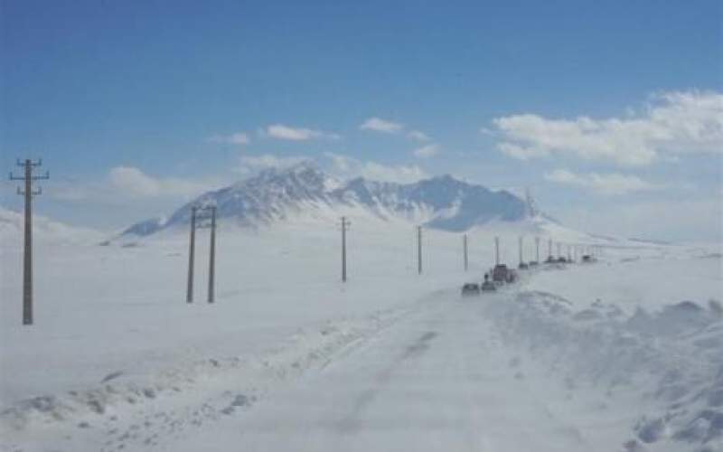 محاصره ۱۰۸ روستای الیگودرز لرستان در برف