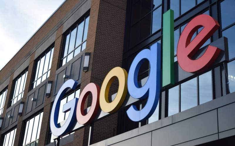 گوگل در لبه پرتگاه؛ سقوط می‌کند یا پرواز؟