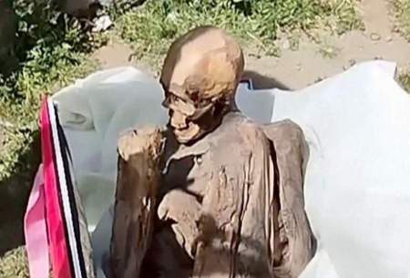 کشف یک مومیایی ۸۰۰ ساله در کوله پشتی!/فیلم