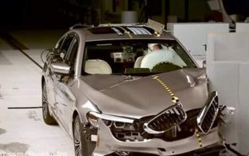 ویدئویی از شبیه‌سازی تست تصادف BMW