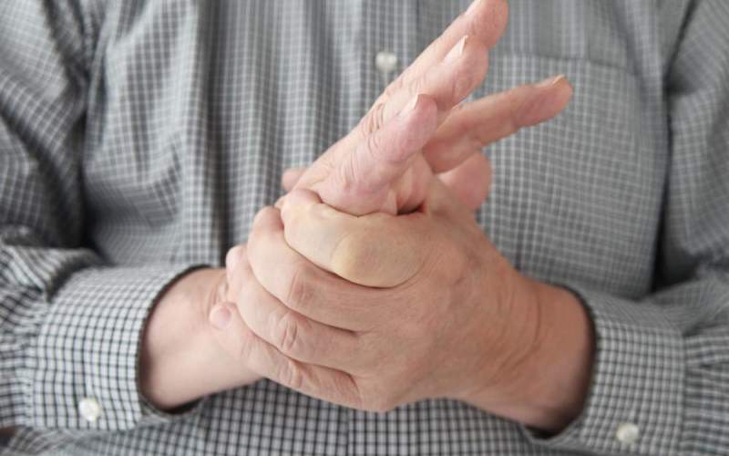 درد دستان خود را با مراجعه به کلینیک دست درمان کنید