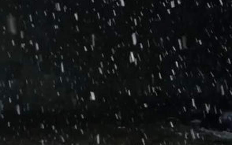 بارش عجیب برف در روزهای آخر اردیبهشت!/فیلم