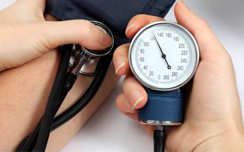 چطور فشار خون بالا را کم کنیم؟