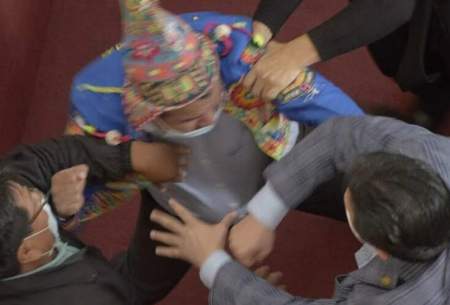 بزن بزن نمایندگان در پارلمان بولیوی