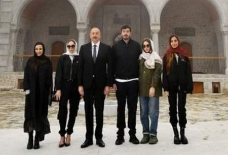 حجاب خانواده علی‌اف در افتتاح یك مسجد