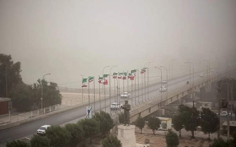 وزش باد و گرد و خاک در مسیر تهران