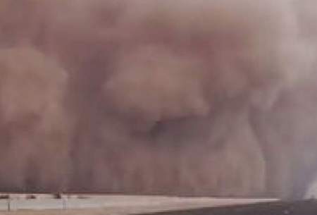 تصاویر آخرالزمانی از طوفان شن با ۳ کشته/فیلم