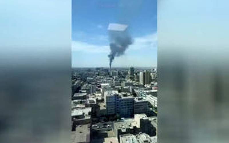 آتش‌سوزی گسترده در انبار چسب بازار تهران